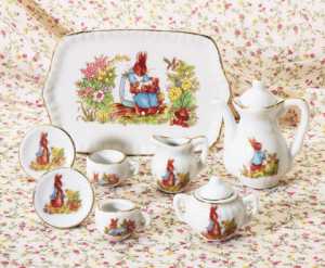 #23773 - tea set - $9.95